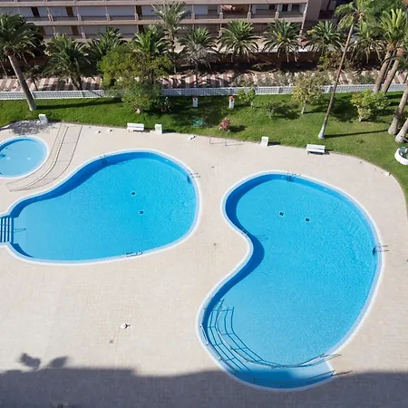 Home2book Cozy Apt, Pool & Tenis Court, Arona 로스크리스티아노스